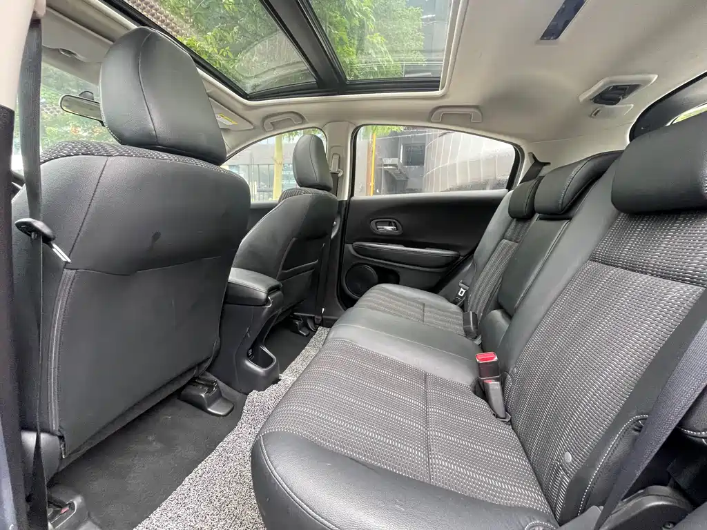Honda Vezel 2017 — фото 10