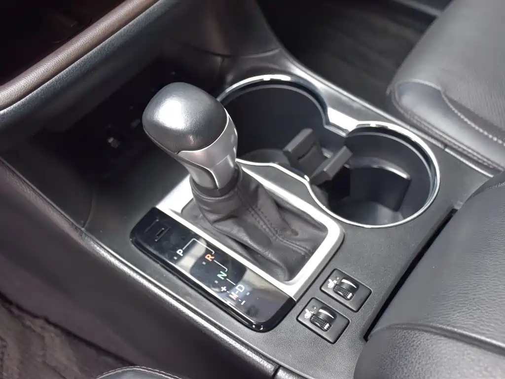 Toyota Highlander 2021 — фото 14
