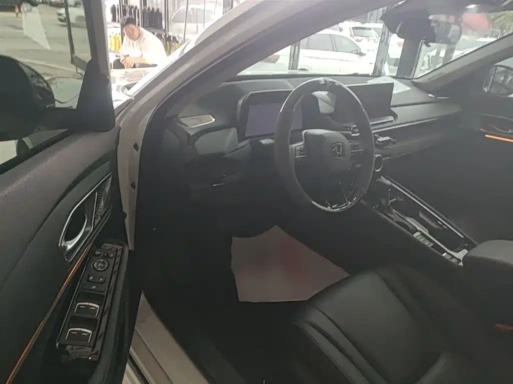 Honda Accord 2025 — фото 15