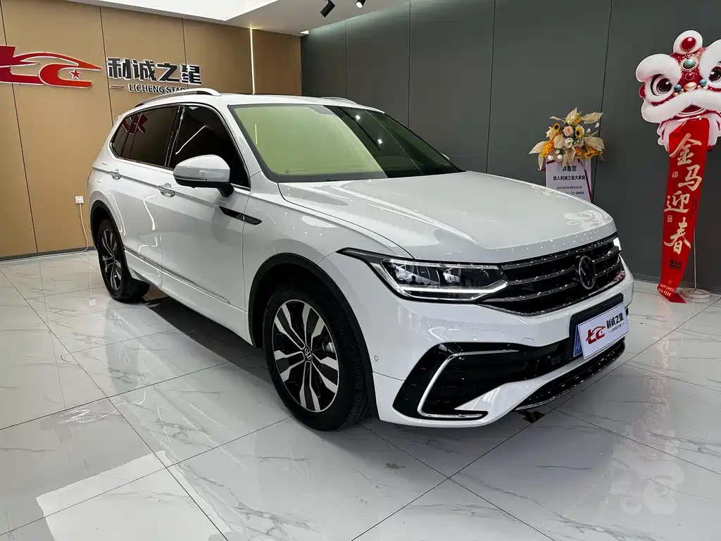 Volkswagen Tiguan L 2024
