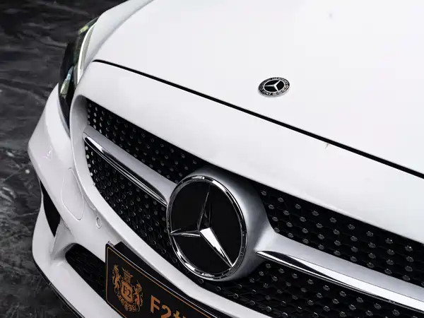 Mercedes-Benz C-Class 2020