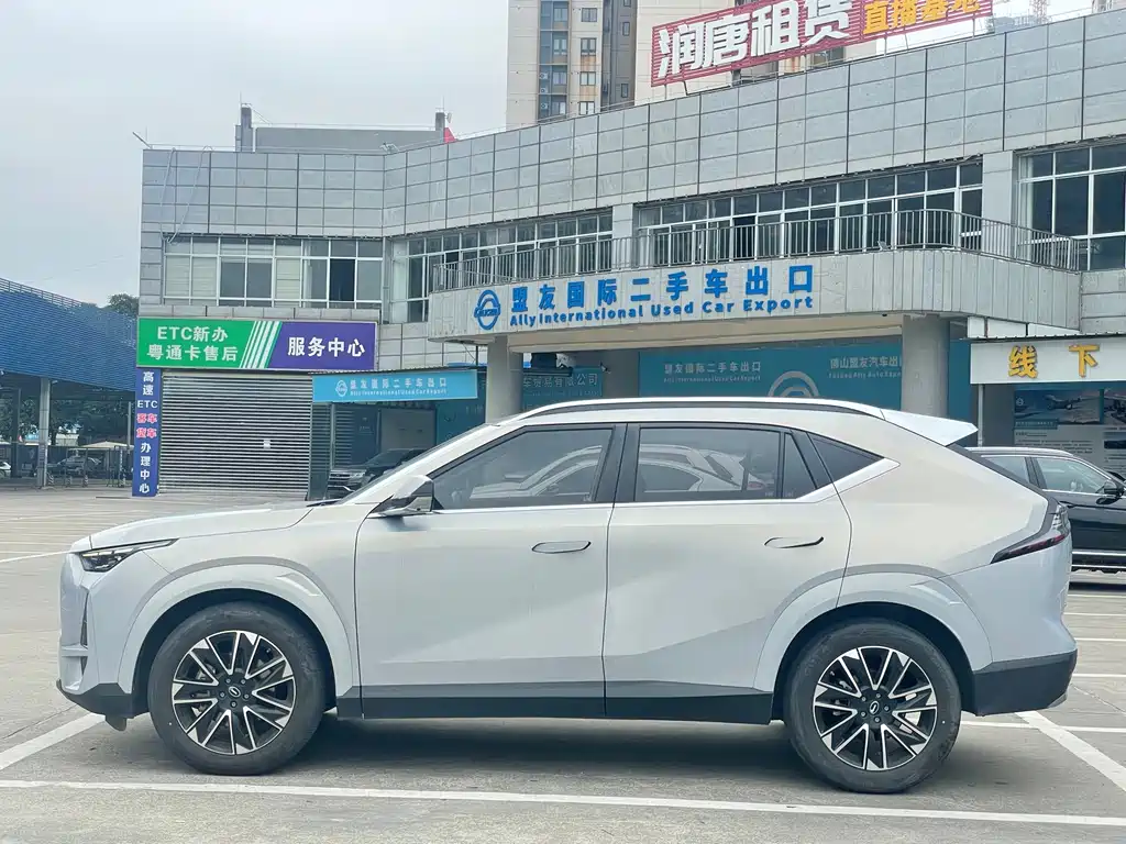 GAC Motor Trumpchi GS4 2024 — фото 8