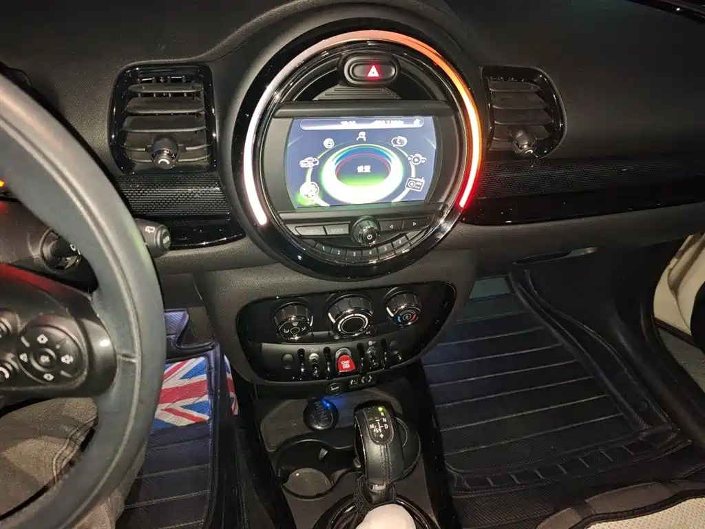 MINI Clubman 2016 — фото 6