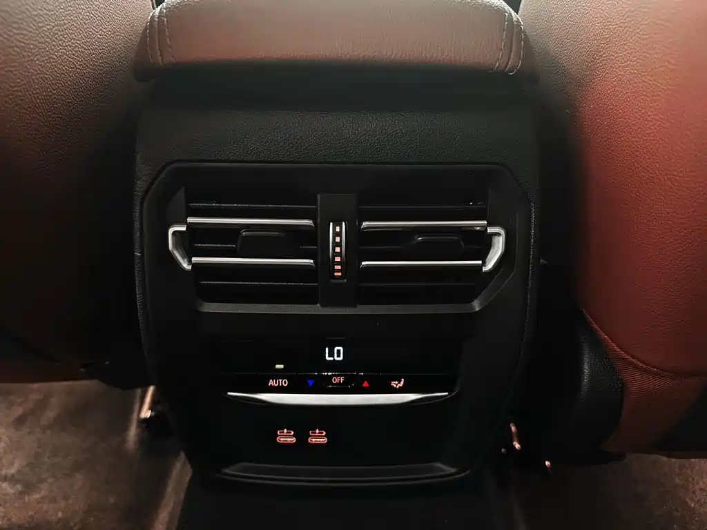 BMW 3 Series 2022 — фото 17