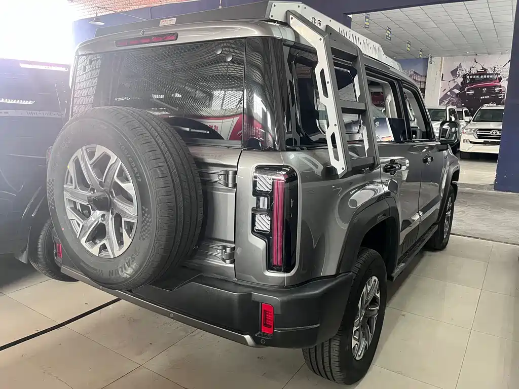 Beijing Off-Road BJ40 2024 — фото 16