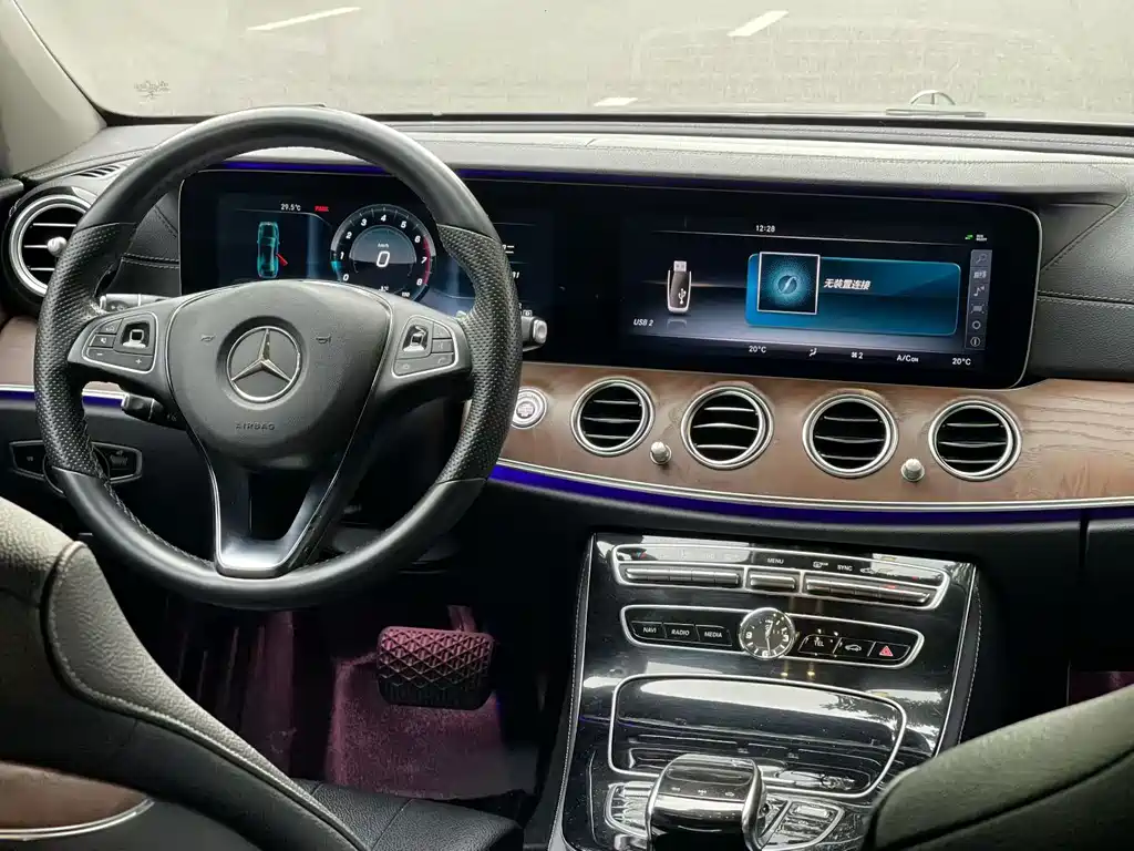 Mercedes-Benz E-Class 2017 — фото 6