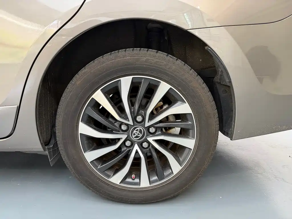 Toyota Corolla 2019 — фото 19