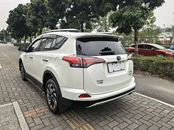 Toyota RAV4 2018