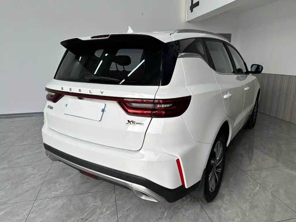 Geely Vision X6 2022