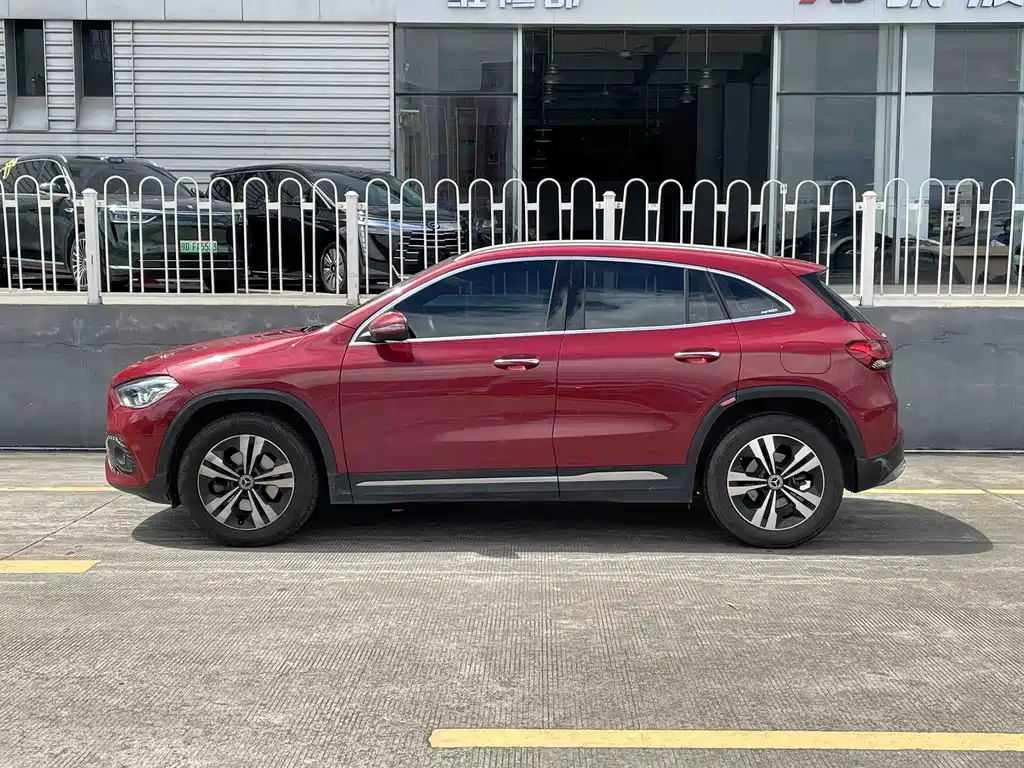Mercedes-Benz GLA 2022 — фото 2