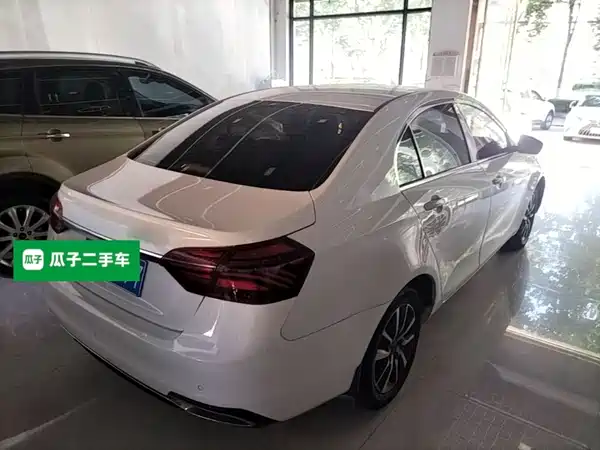 Geely Emgrand 2020