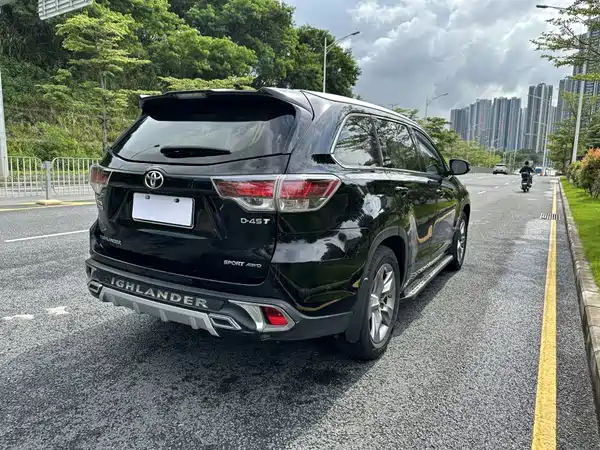 Toyota Highlander 2017