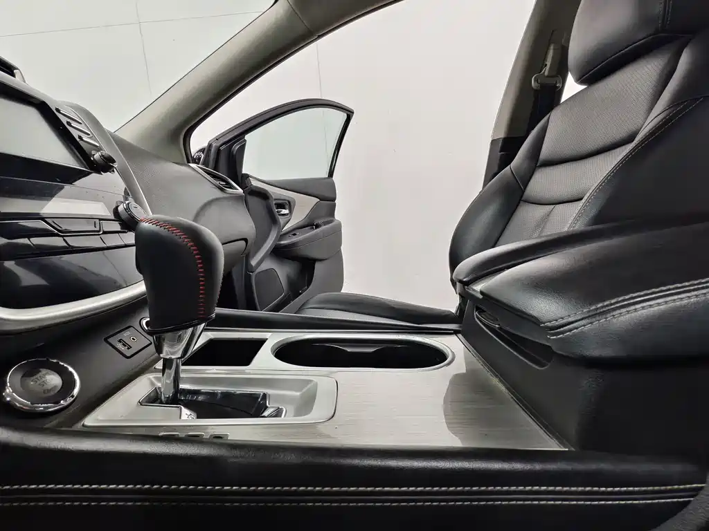 Nissan Murano 2020 — фото 11