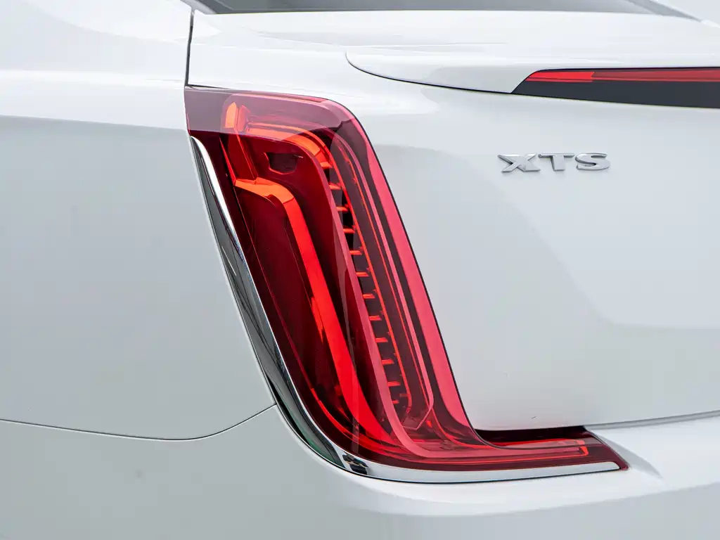 Cadillac XTS 2019 — фото 21