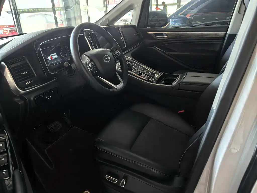 GAC Trumpchi M8 2023 — фото 7