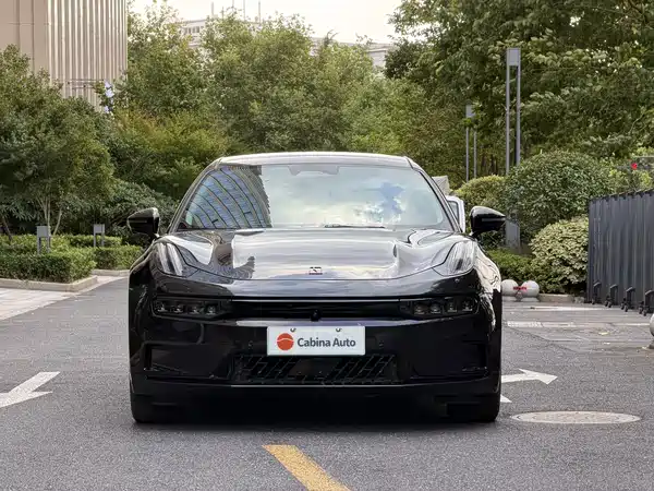 Zeekr 001 2022