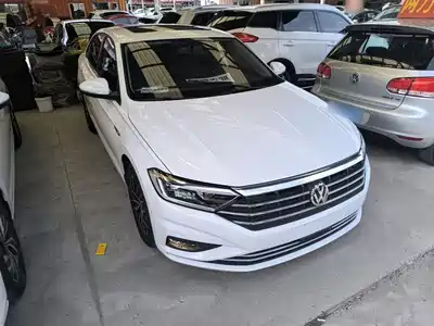 Volkswagen Sagitar 2020
