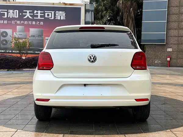 Volkswagen Polo 2014