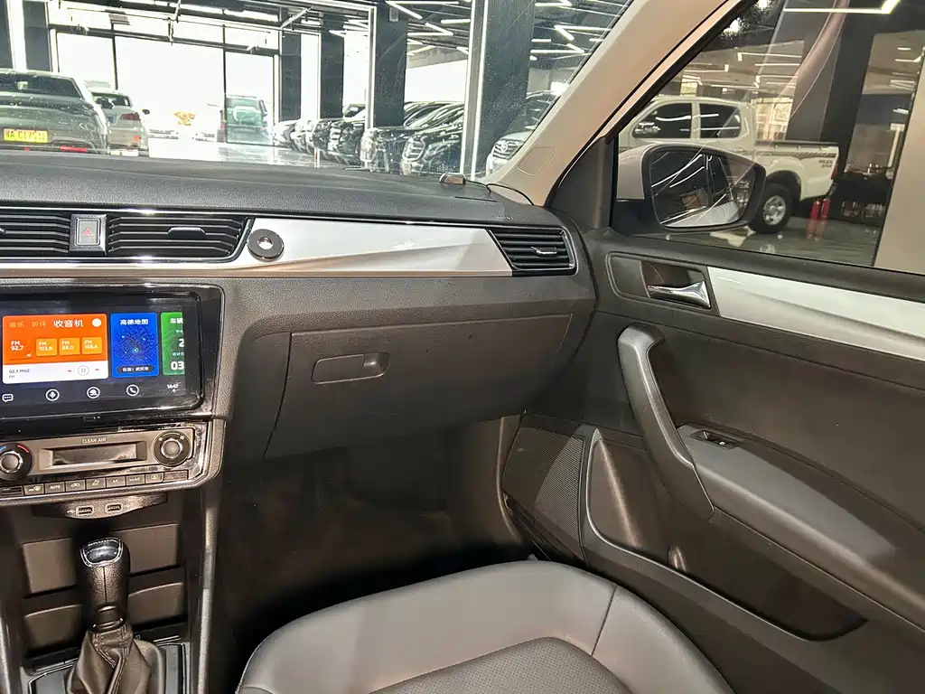 Skoda Rapid 2022 — фото 25