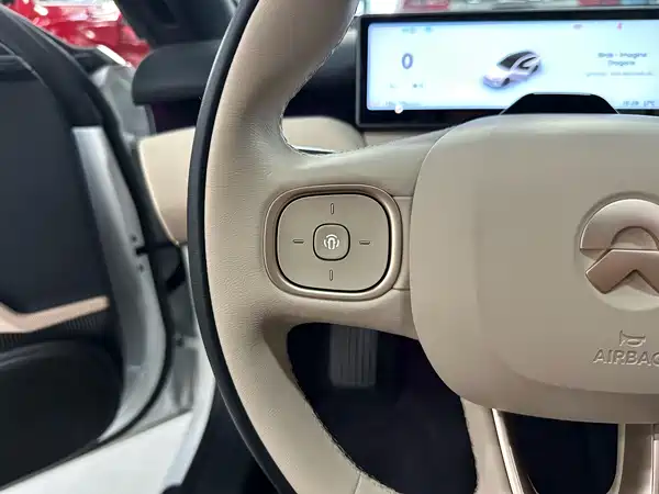 NIO ET5T 2024
