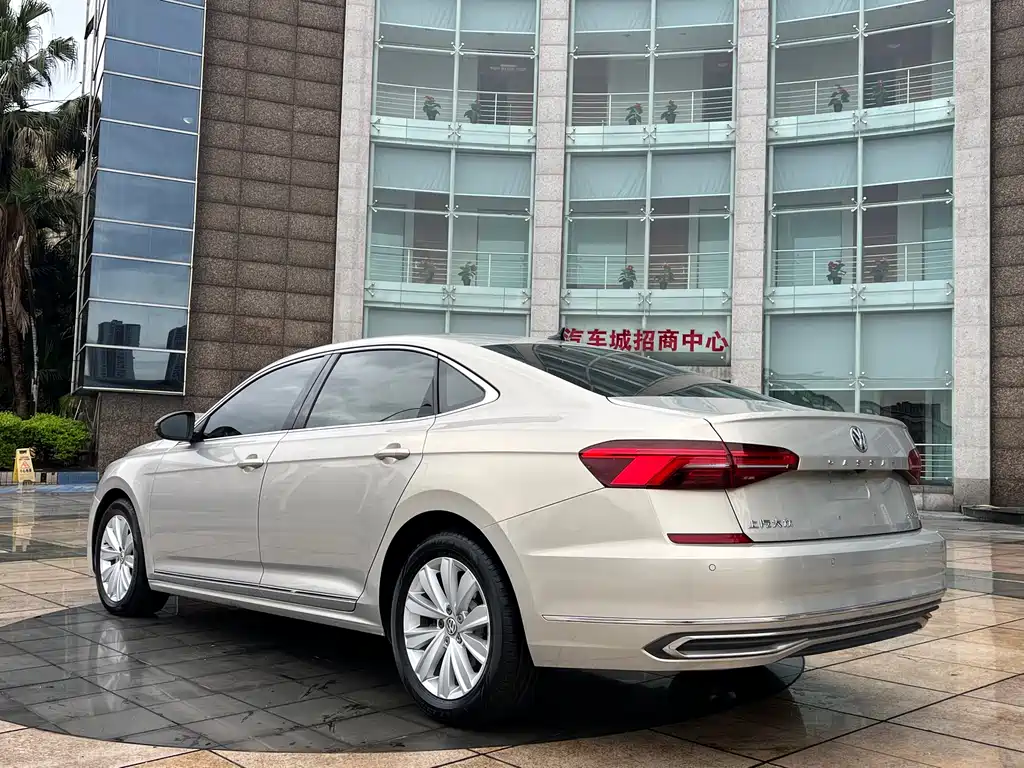 Volkswagen Passat 2020 — фото 4