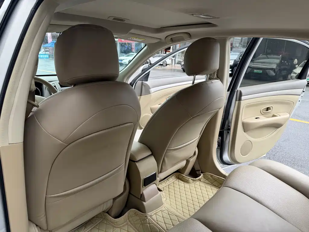 Nissan Sylphy 2019 — фото 23