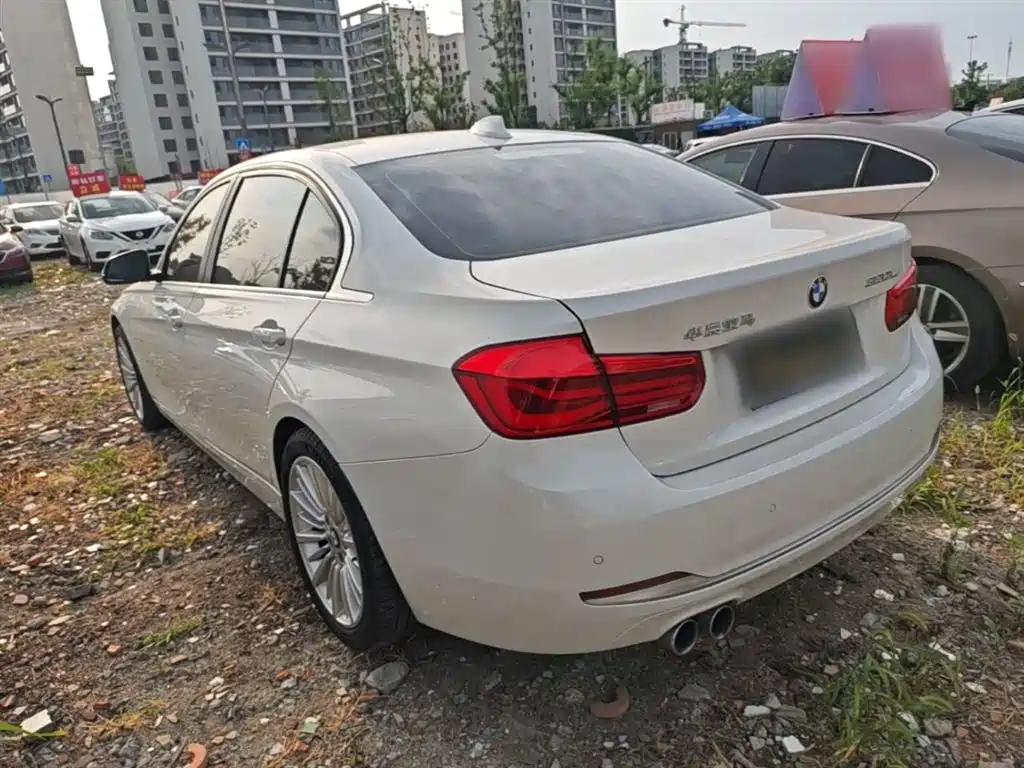 BMW 3 Series 2018 — фото 5