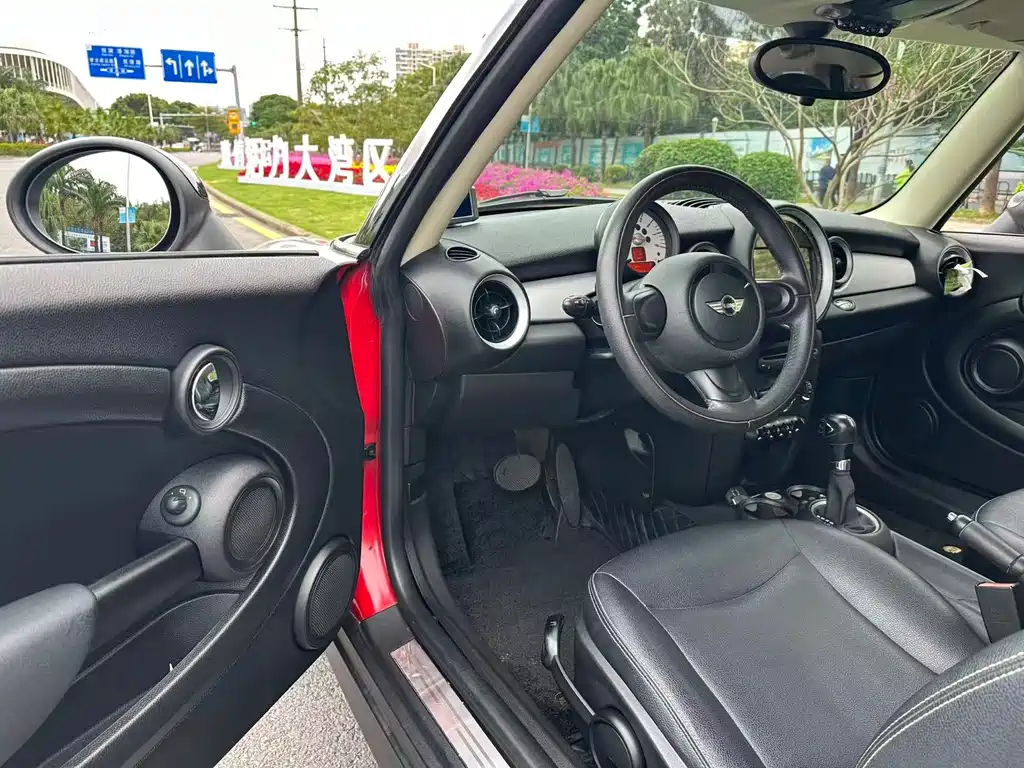 MINI Clubman 2014 — фото 10