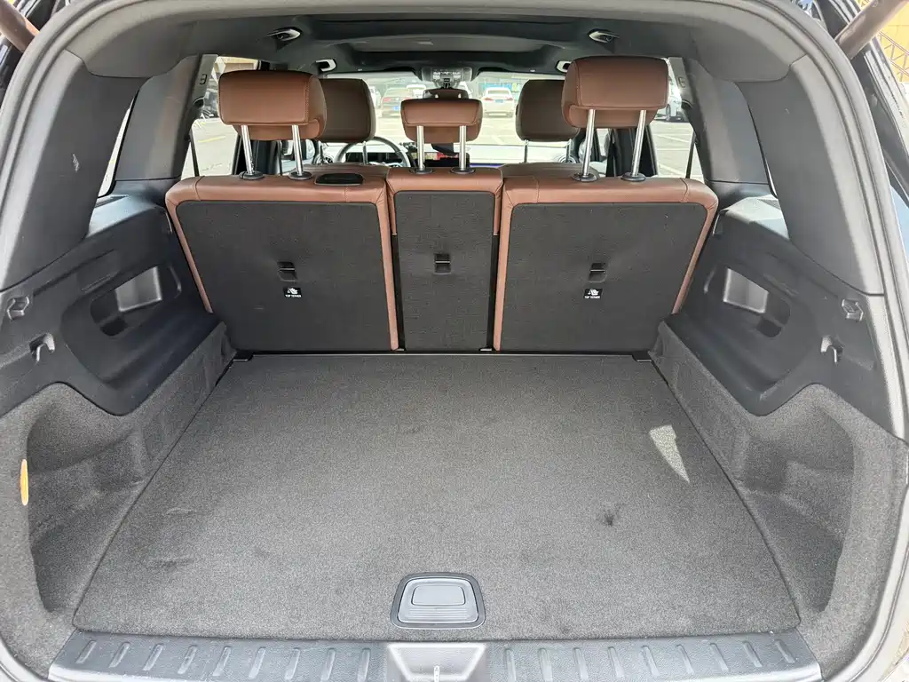 Mercedes-Benz GLB 2021