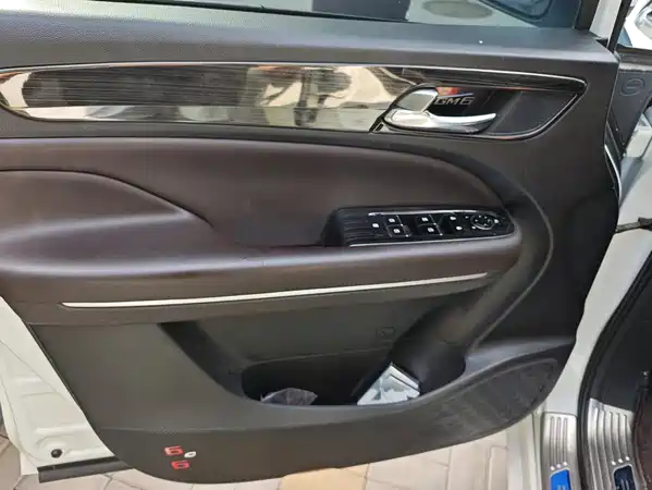 GAC Trumpchi M6 2020