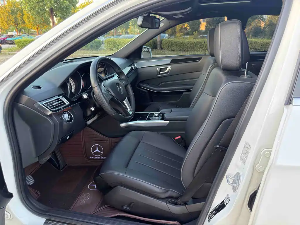 Mercedes-Benz E-Class 2015