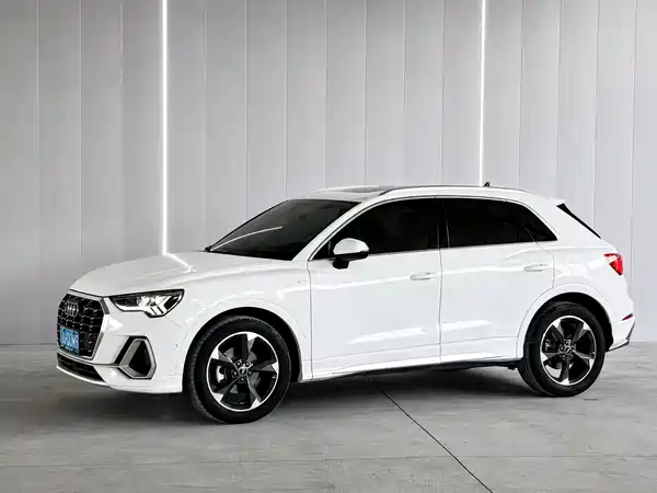 Audi Q3 2022