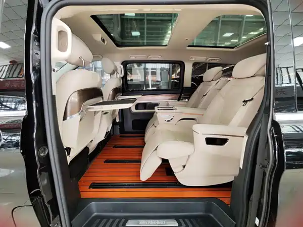 Mercedes-Benz V-Class 2021