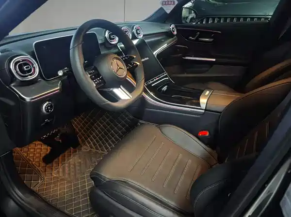 Mercedes-Benz C-Class 2022