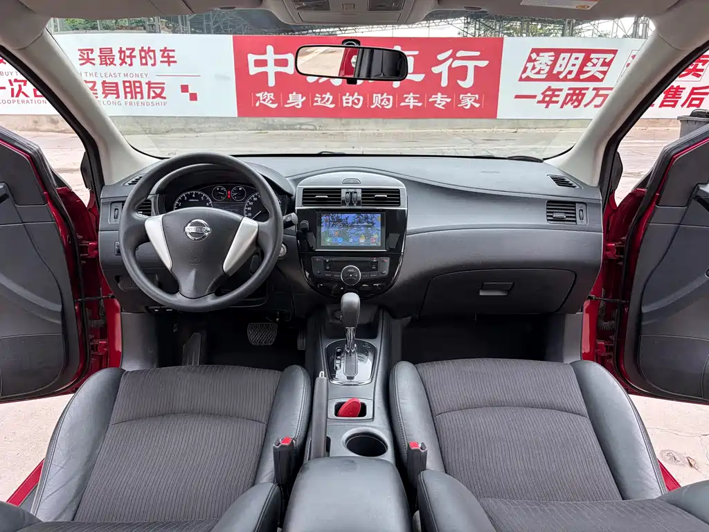 Nissan Tiida 2016 — фото 8