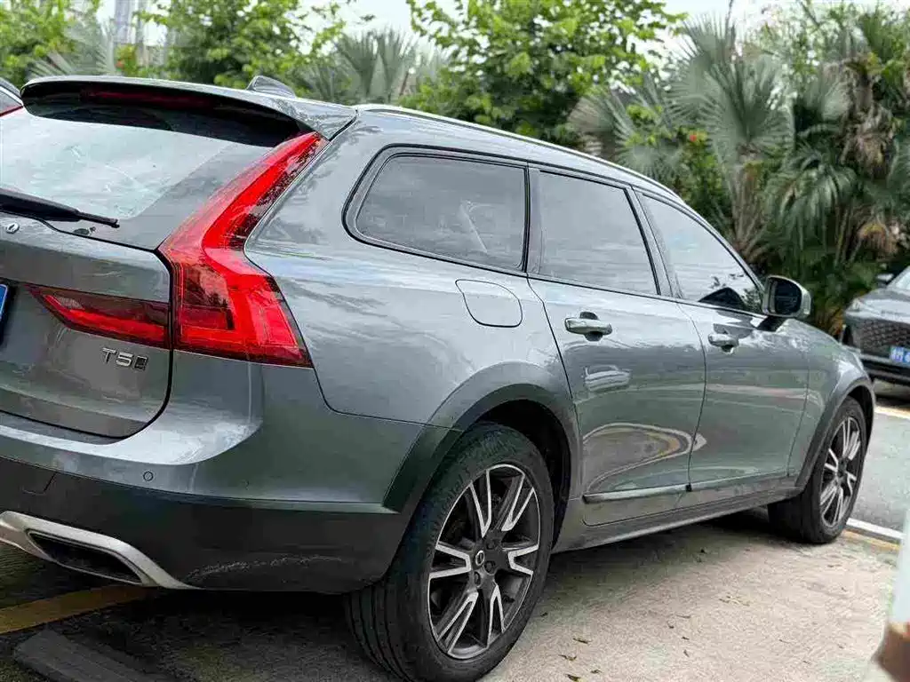 Volvo V90 2019 — фото 2