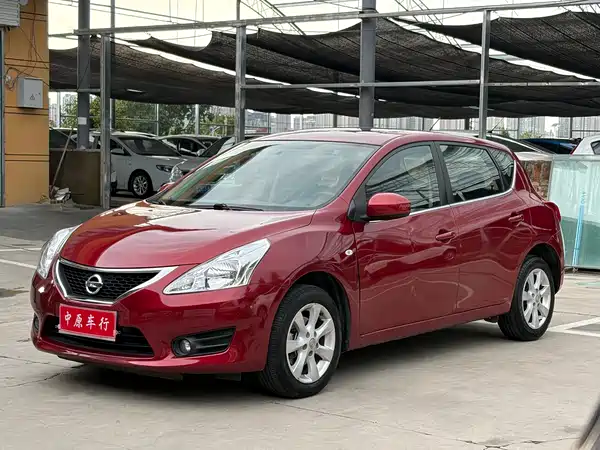 Nissan Tiida 2016