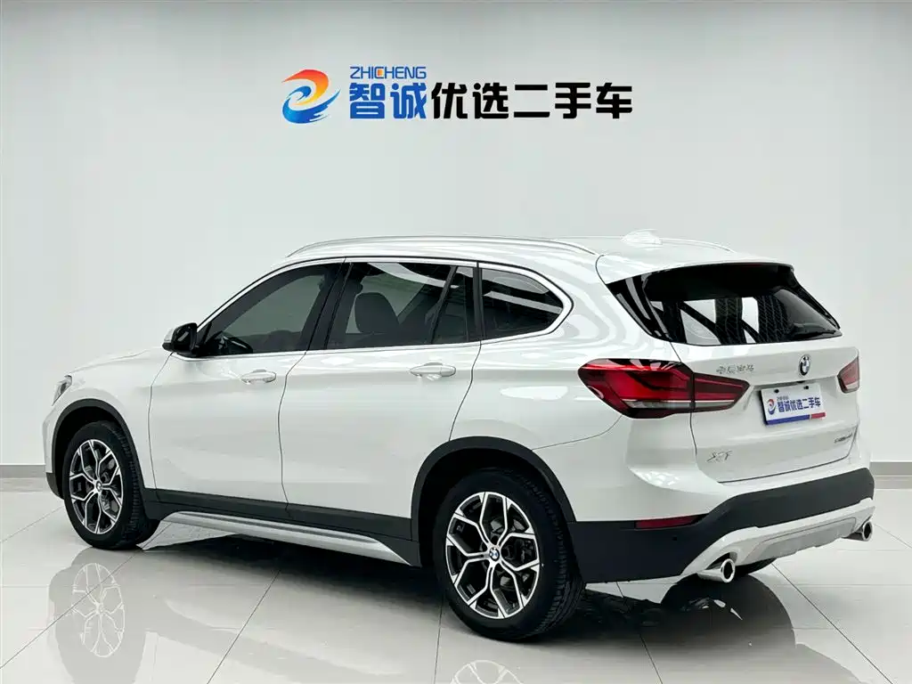 BMW X1 2022 — фото 23