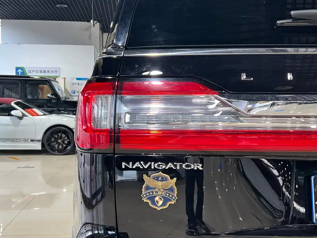 Lincoln Navigator 2021