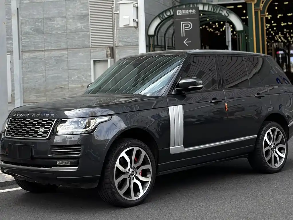 Land Rover Range Rover 2017 — фото 1