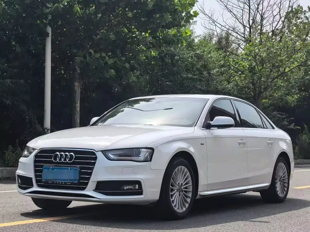Audi A4L 2016