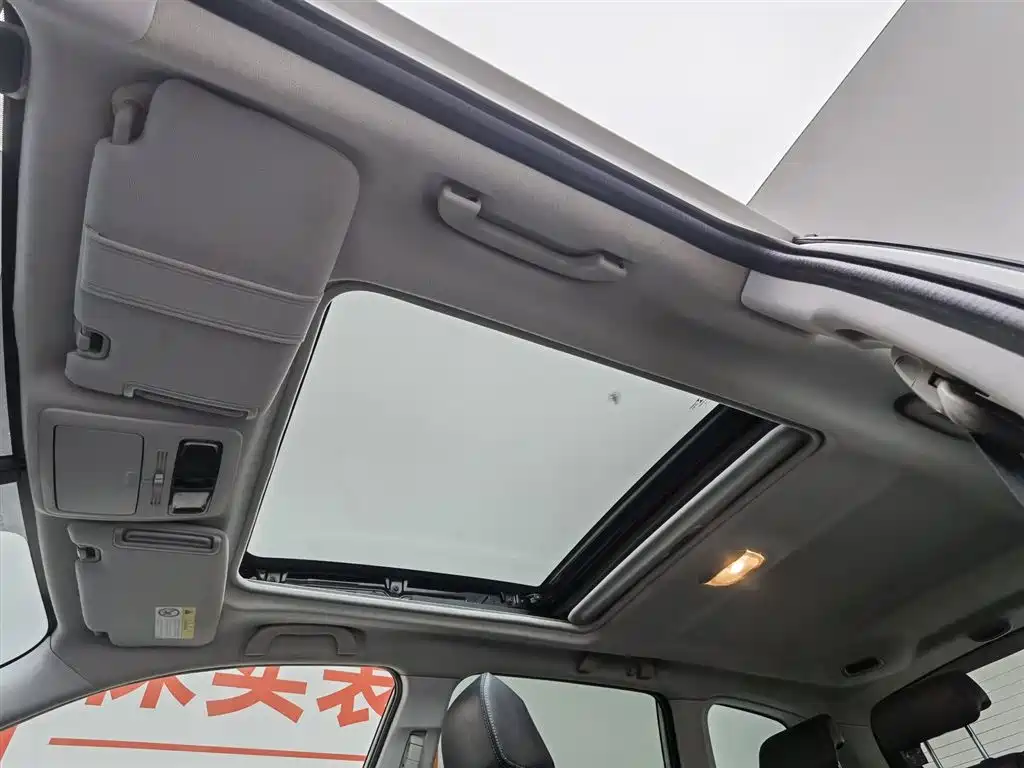 Subaru Forester 2016 — фото 14