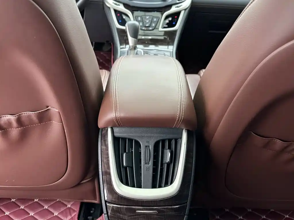 Buick LaCrosse 2015 — фото 19