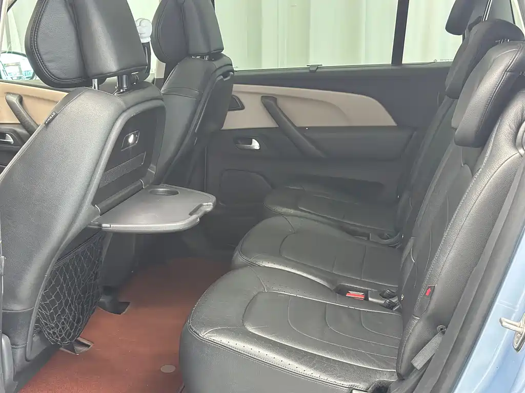Citroen C4 Picasso 2015 — фото 30