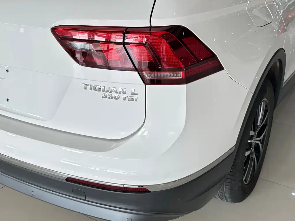 Volkswagen Tiguan L 2019 — фото 9