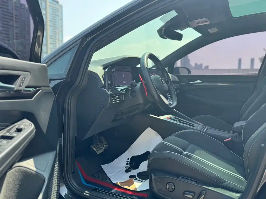 Volkswagen Golf 2022