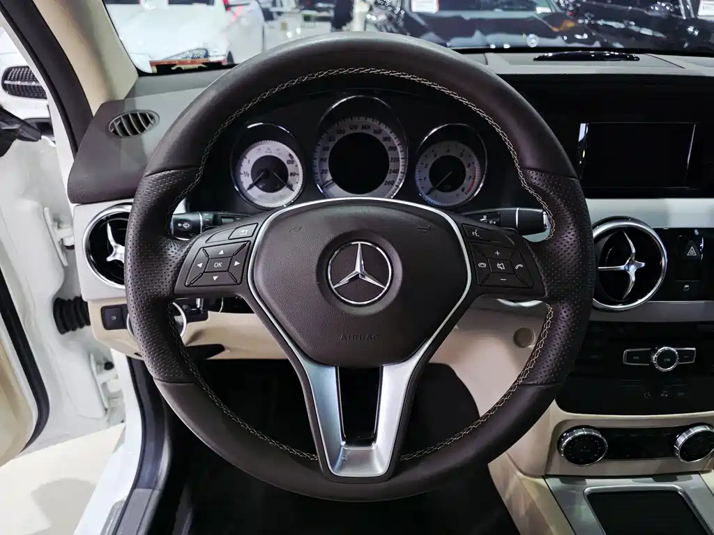 Mercedes-Benz GLK-Class 2014 — фото 9