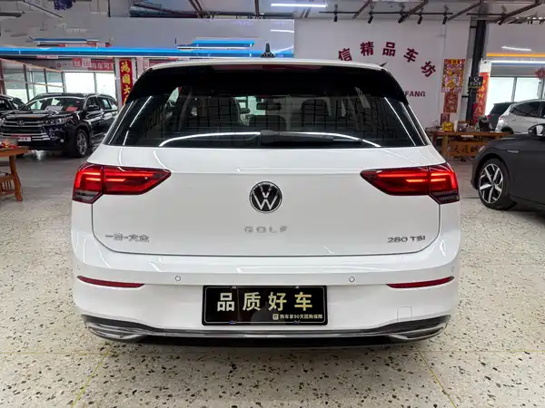 Volkswagen Golf 2022