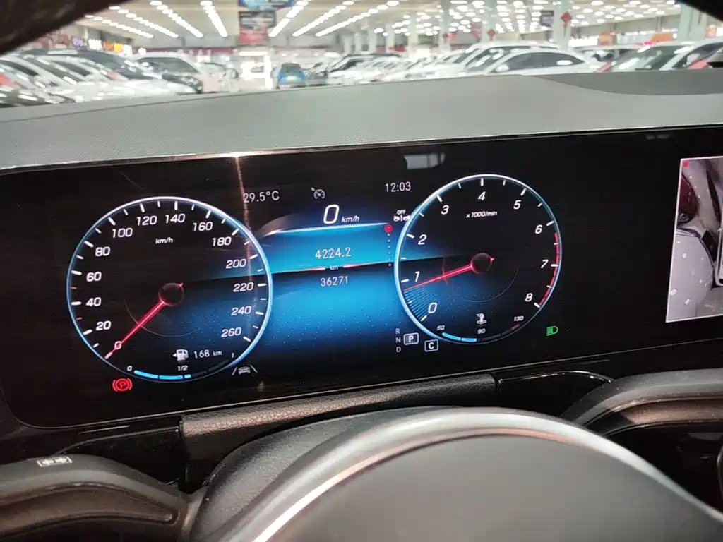 Mercedes-Benz GLA 2023 — фото 12