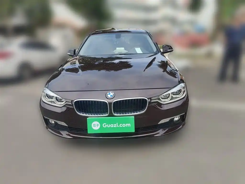 BMW 3 Series 2017 — фото 24